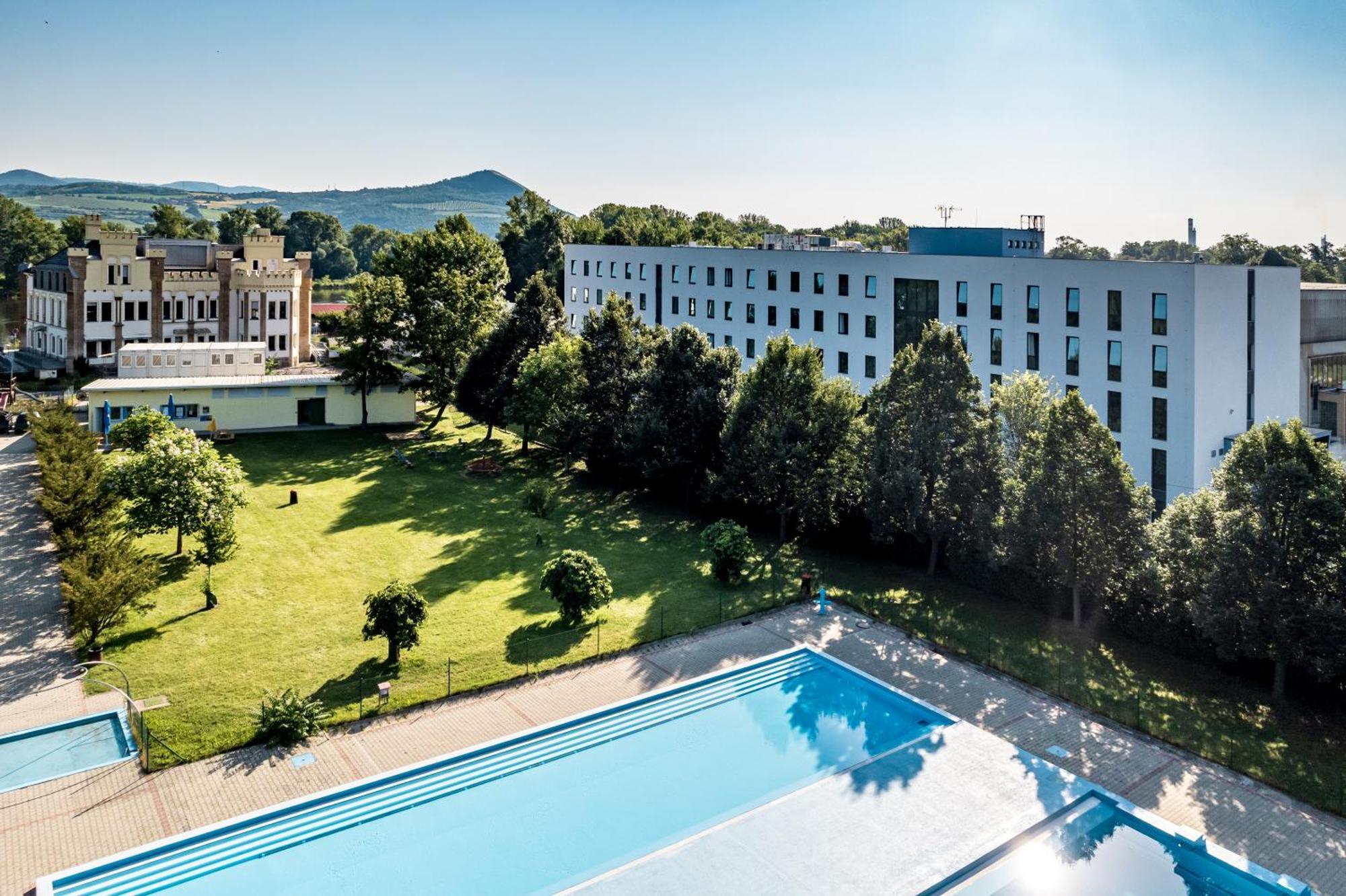 Hotel Active Stadium Lovosice Εξωτερικό φωτογραφία