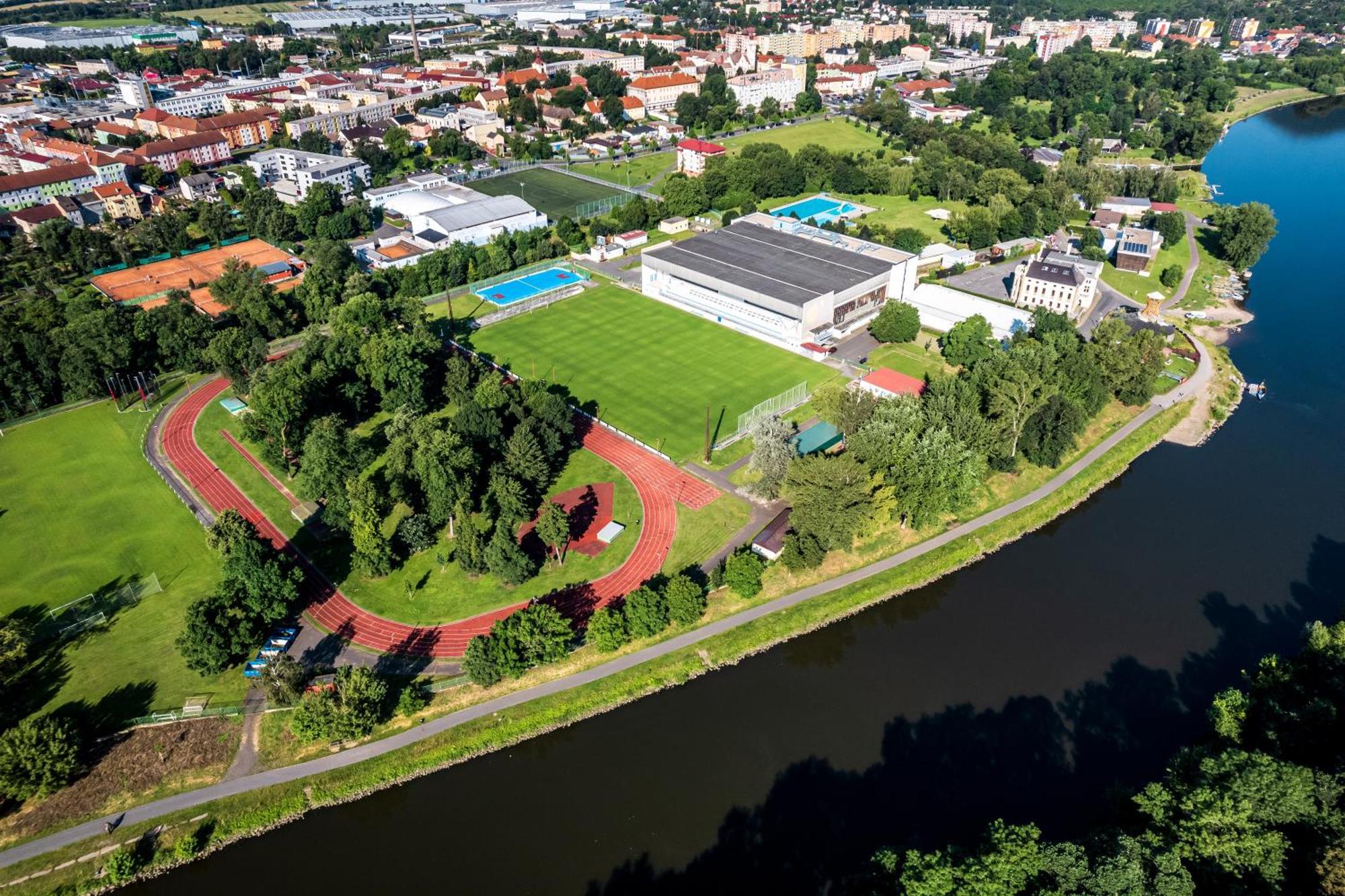 Hotel Active Stadium Lovosice Εξωτερικό φωτογραφία