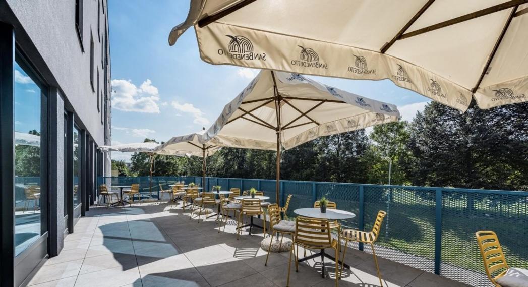 Hotel Active Stadium Lovosice Εξωτερικό φωτογραφία
